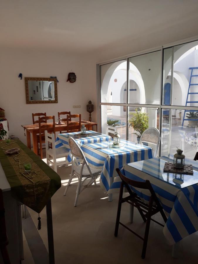 Dar Chick Yahia Ile De Djerba Mezrane Exterior foto